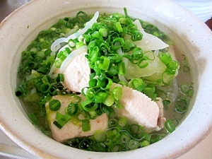 白菜・胸肉・豆腐のあっさりスープ