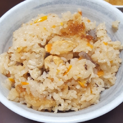 根菜ときのこの炊き込みご飯