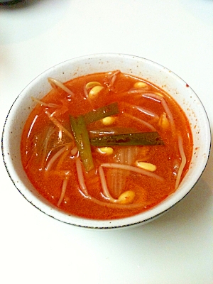 韓国風キムチもやしスープ