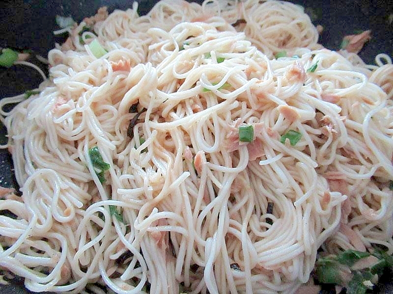 塩昆布でそうめんチャンプルー