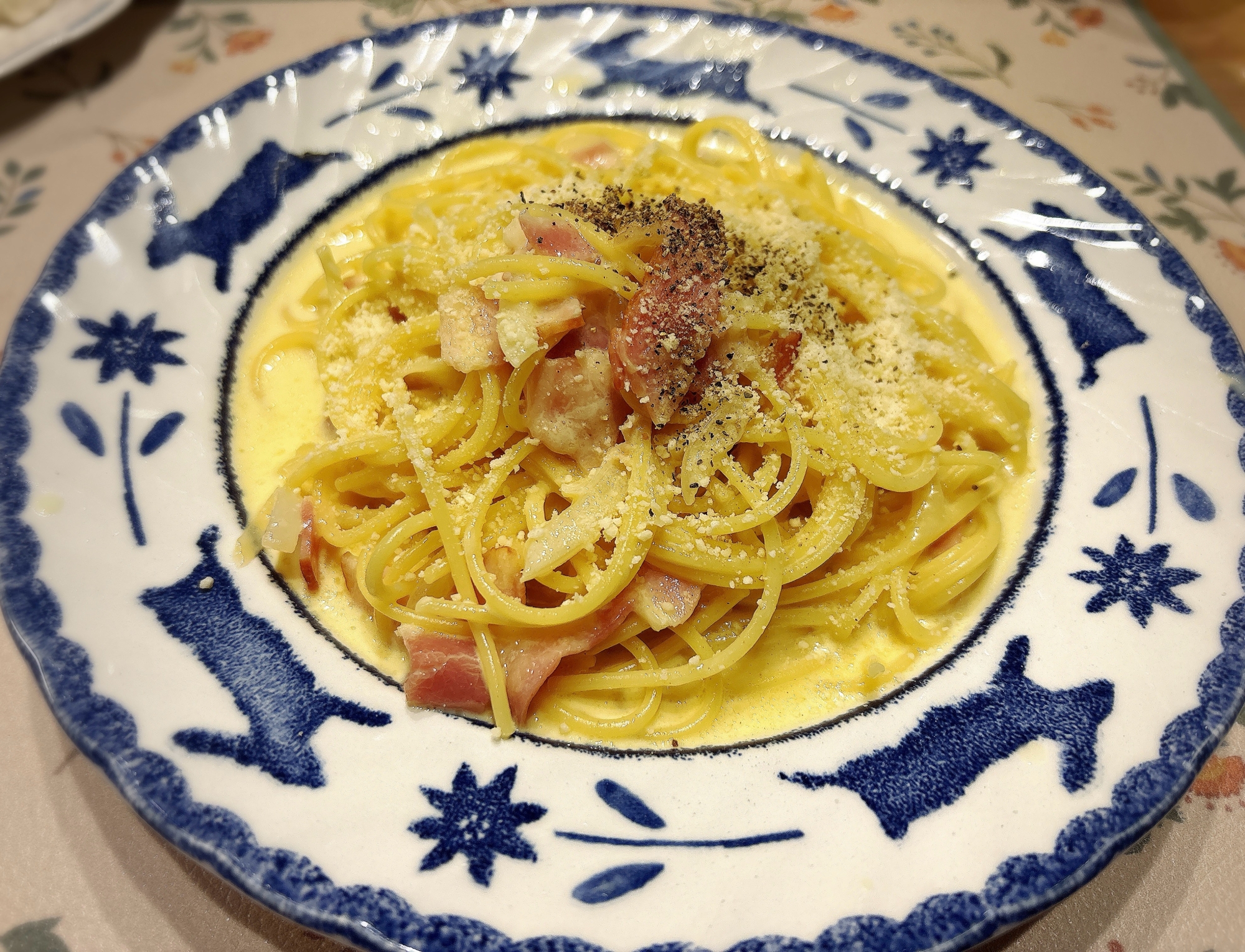 ピザ用チーズで濃厚カルボナーラ