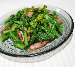 彩りきれい 菜の花とベーコンのごま油炒め レシピ 作り方 By プロキッチン楽天市場店 楽天レシピ 彩りきれい 菜の花とベーコンのごま油炒め レシピ 作り方 By プロキッチン楽天市場店 楽天レシピ