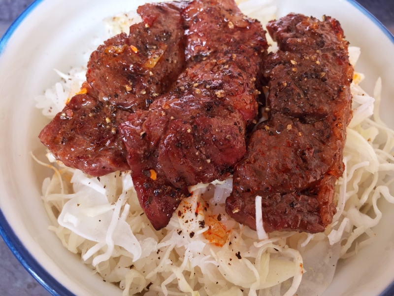 ガッツリ！キャベツサガリ丼