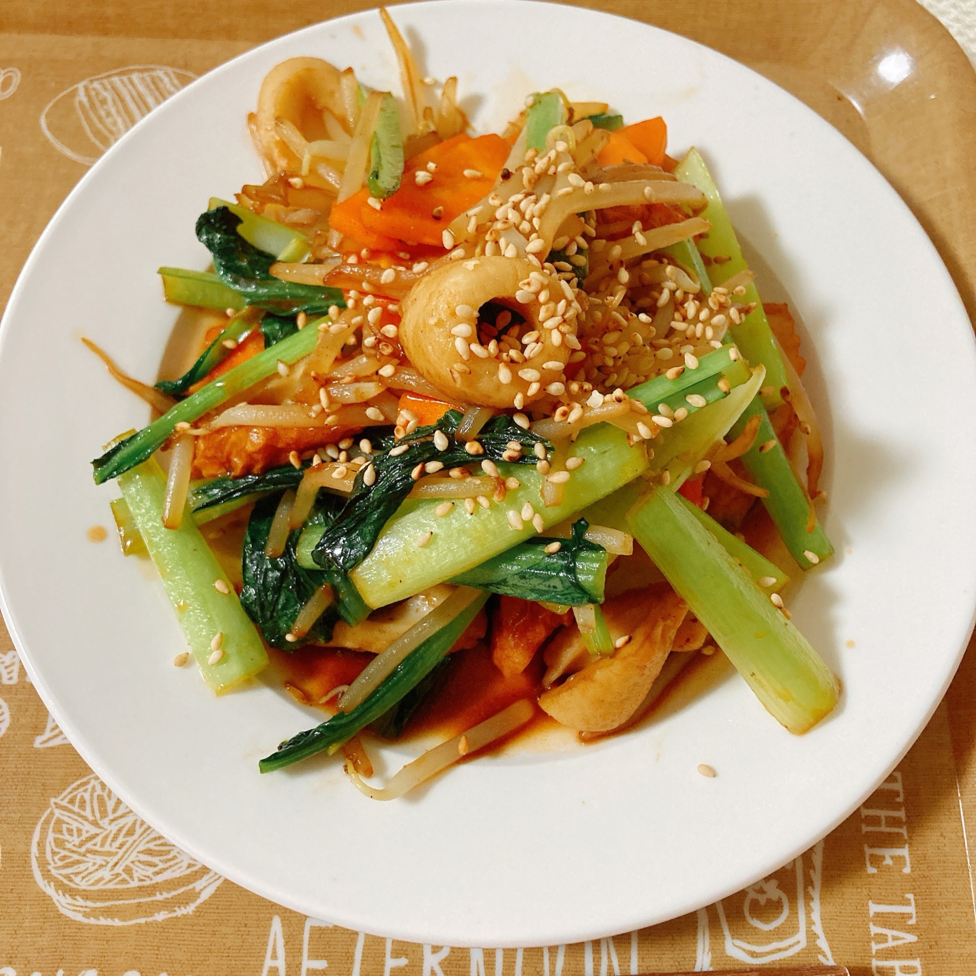 小松菜とモヤシの甜麺醤炒め