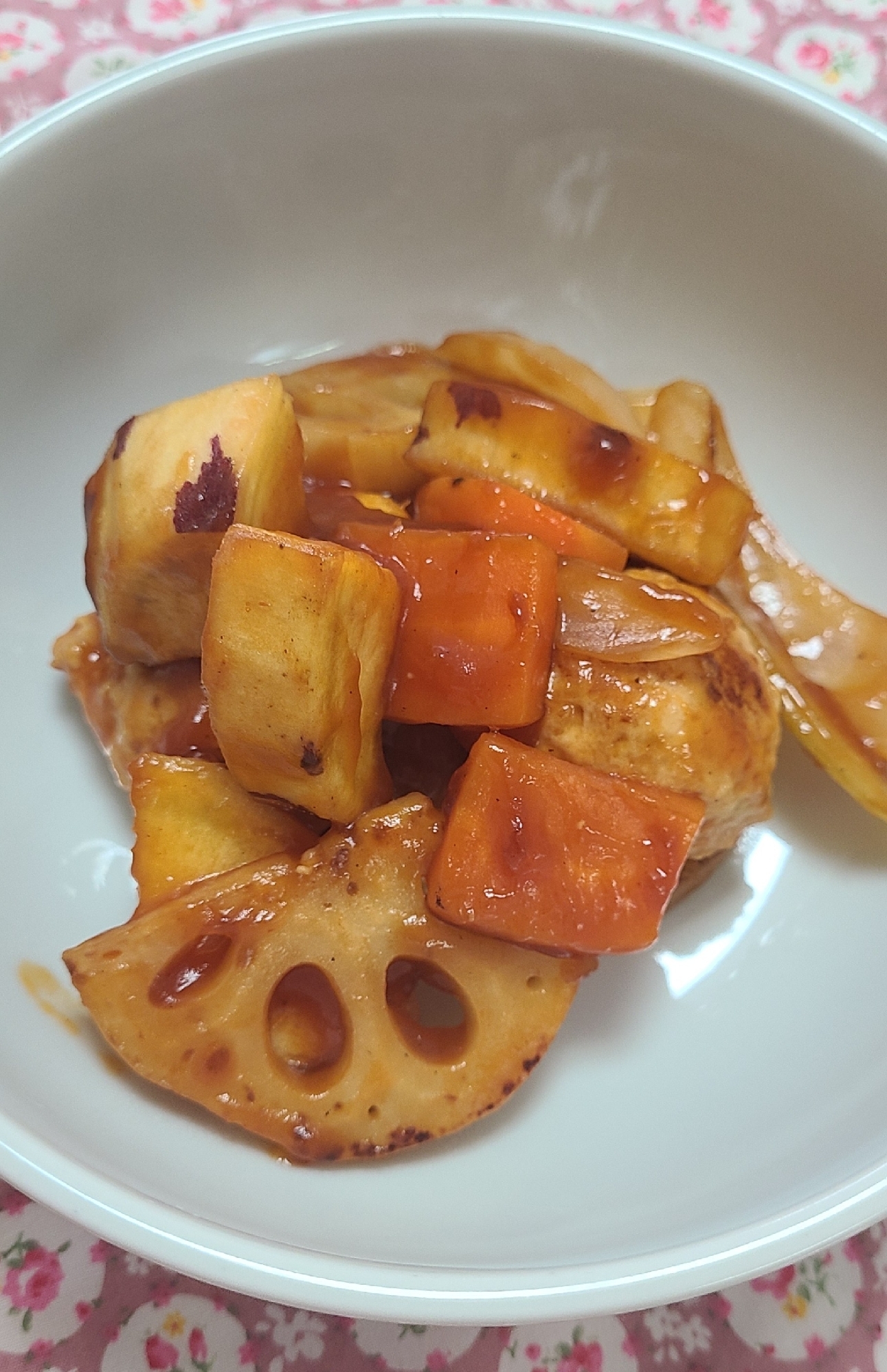 鶏肉団子と野菜の黒酢あん