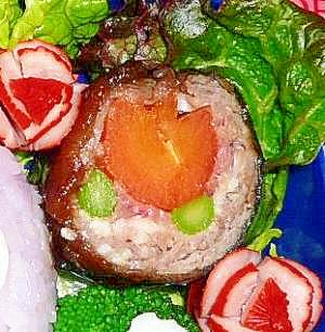 ニンジンとアスパラで可愛く肉巻きチューリップ♪