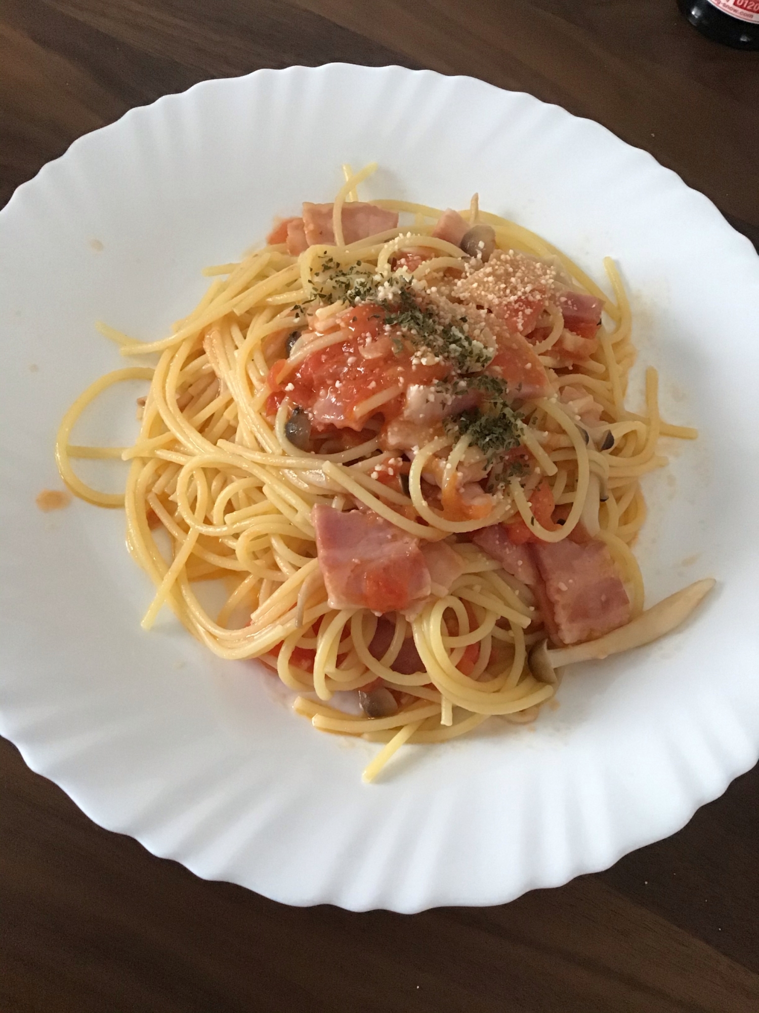 トマトとベーコンのパスタ簡単節約！