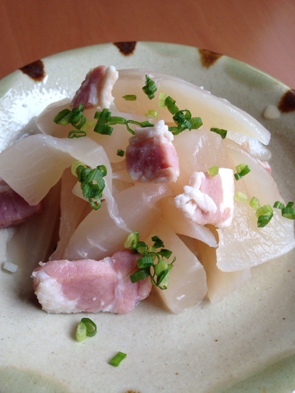 大根とベーコンの炒め煮♪