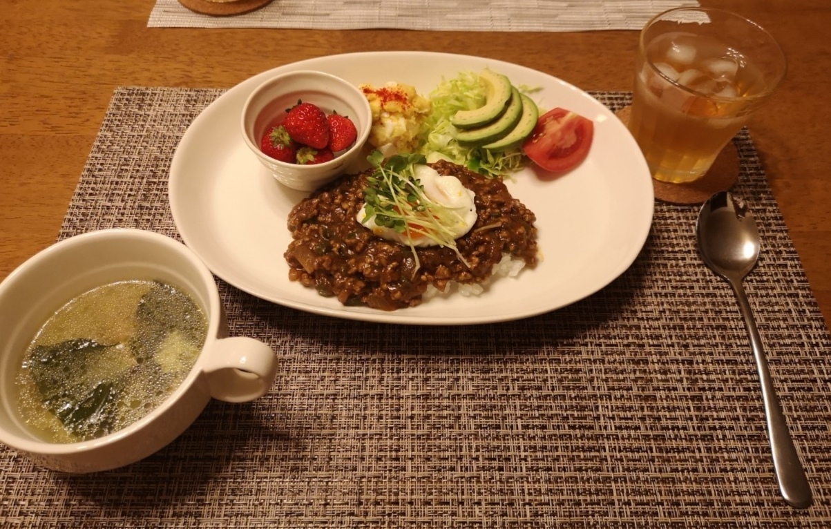 簡単！お子さんにも♪ドライカレー(*^^*)