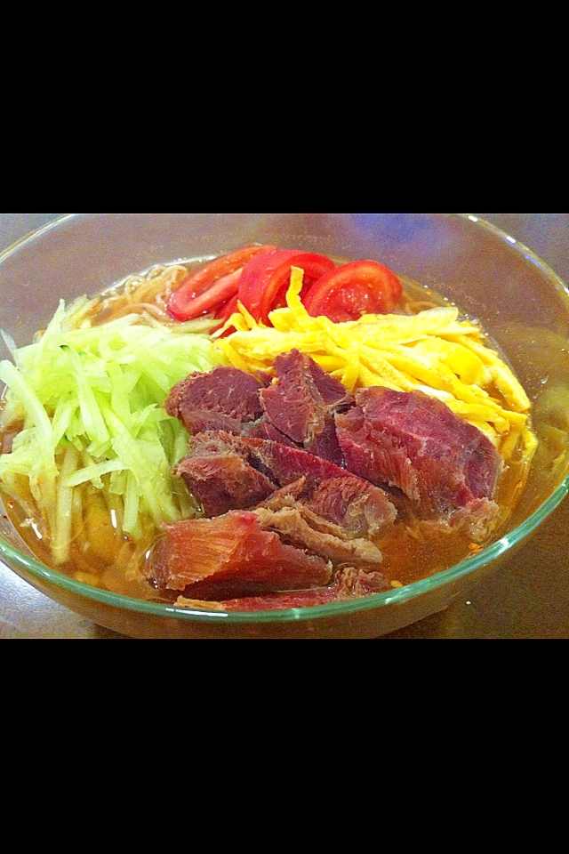 牛ハム冷やしラーメン