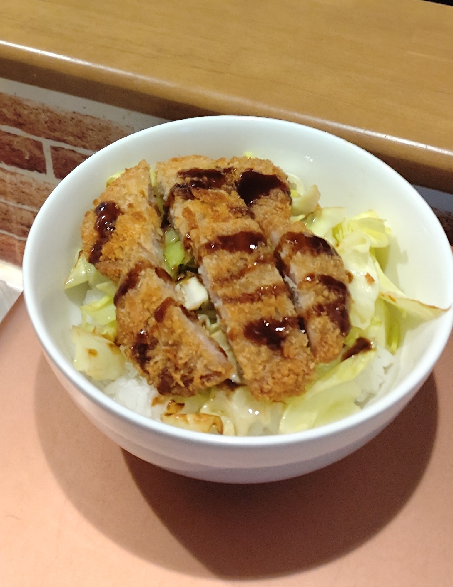 お手軽に◇キャベツとソースかつの丼