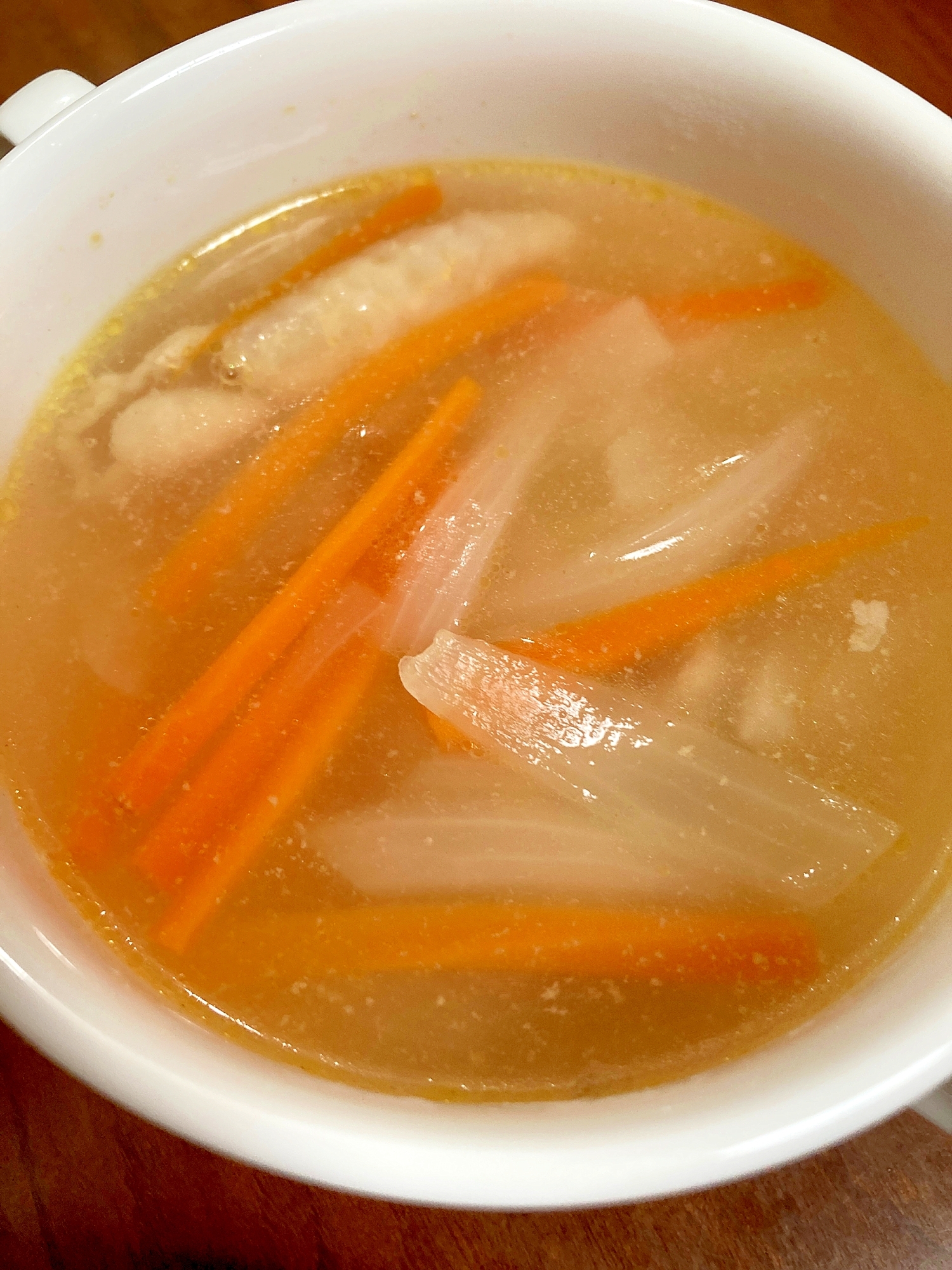 鶏肉 人参 玉ねぎのコンソメスープ レシピ 作り方 By 水玉模様 楽天レシピ 鶏肉 人参 玉ねぎのコンソメスープ レシピ 作り方 By 水玉模様 楽天レシピ