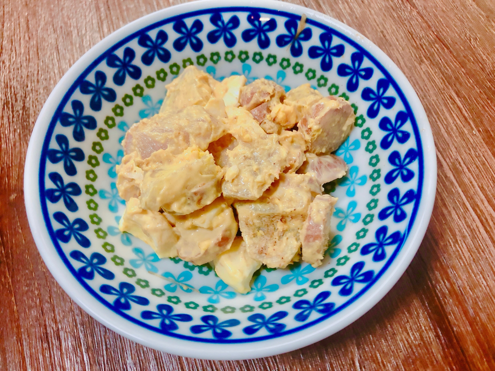 里芋と卵のマヨ味噌サラダ