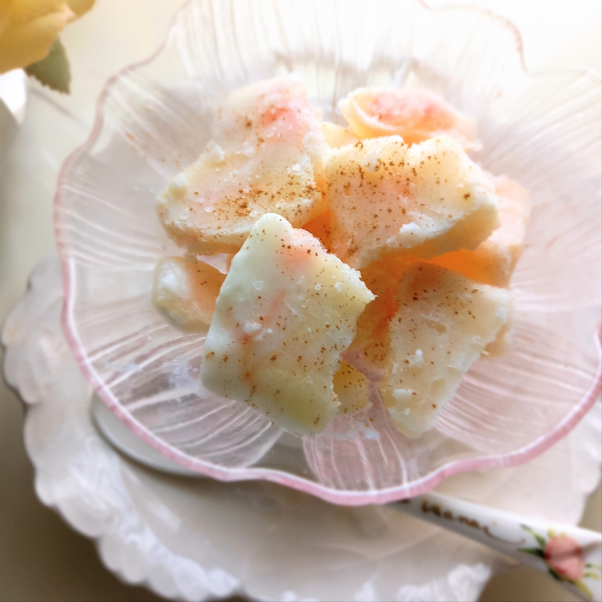 甘麹でヘルシー☘ᕷ*桃のヨーグルトアイスꕤ୭*