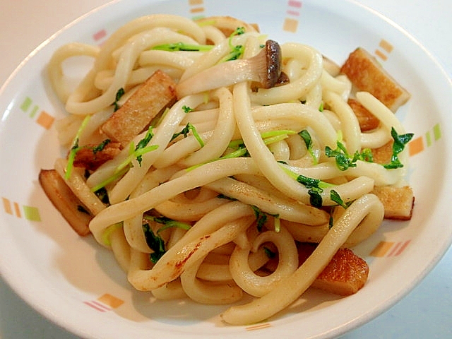 丸天とエリンギと豆苗の焼きうどん