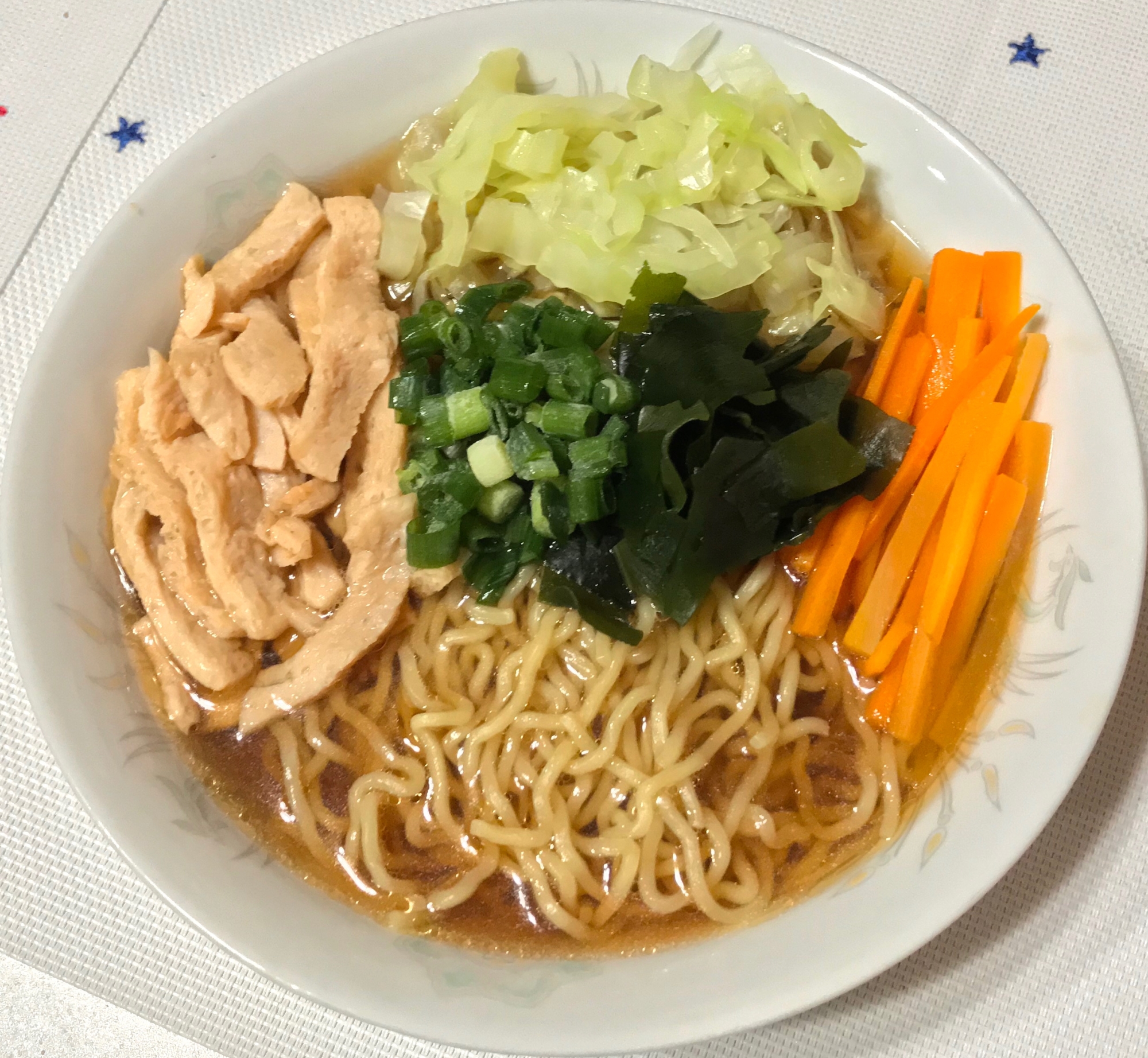 ヴィーガン醤油ラーメン