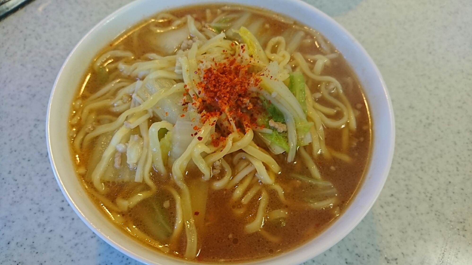 マルちゃん正麺味噌味でピリ辛豆板醤入りラーメン レシピ 作り方 By Tomato 楽天レシピ