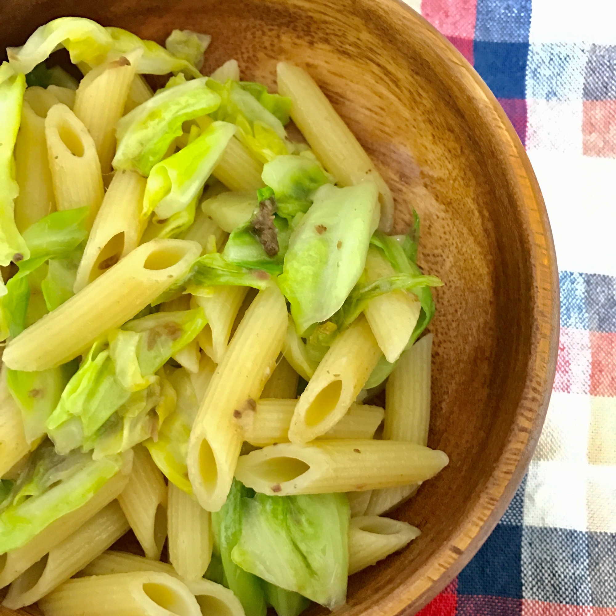 アンチョビとキャベツのペンネ