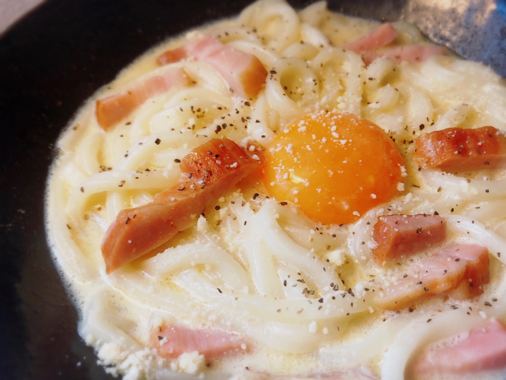 レンジで10分！和風カルボナーラうどん