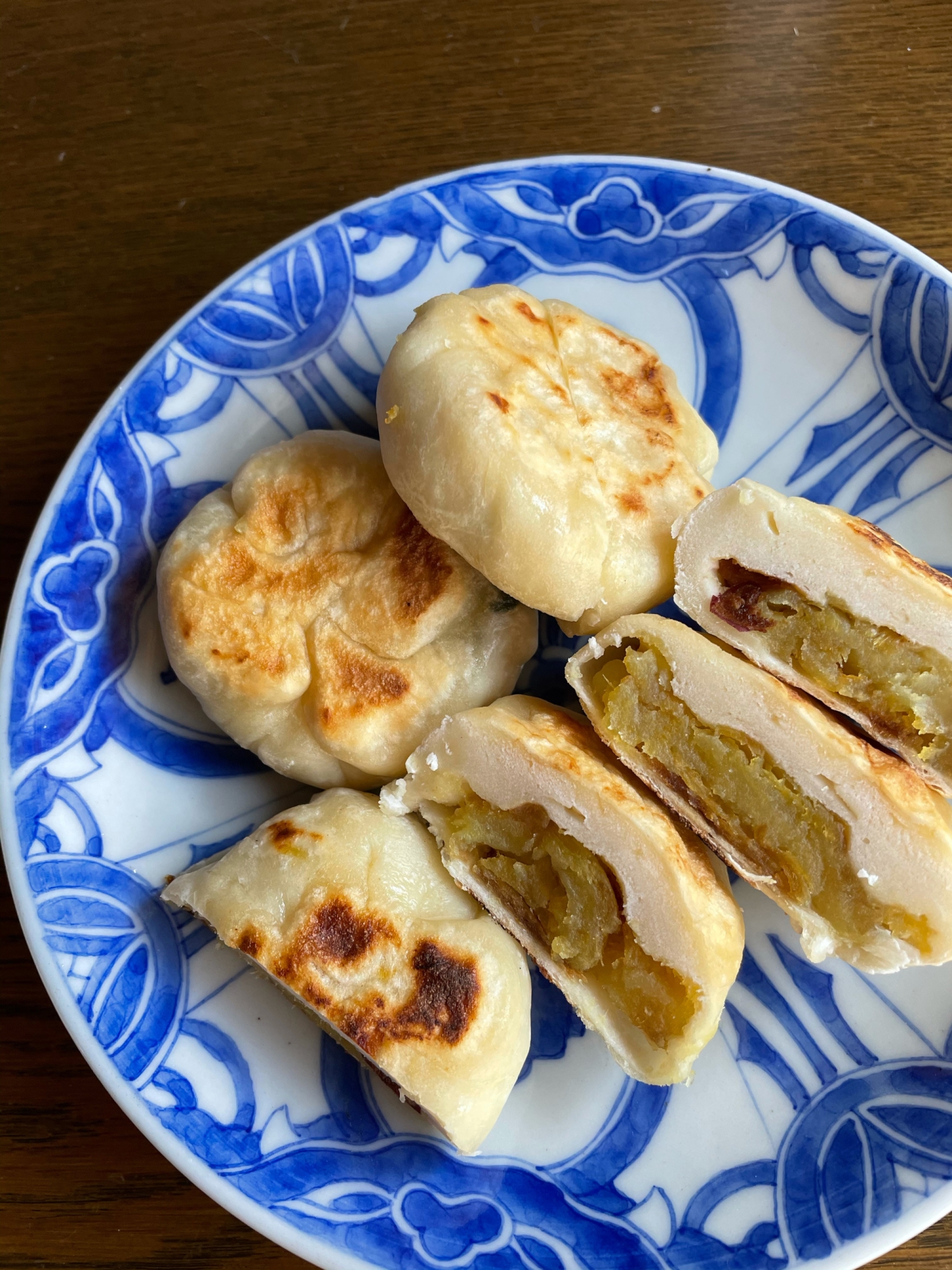 小麦粉と水だけ！簡単もっちり焼き芋おやき