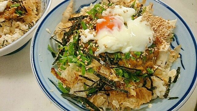 簡単、美味しい★豆腐納豆丼