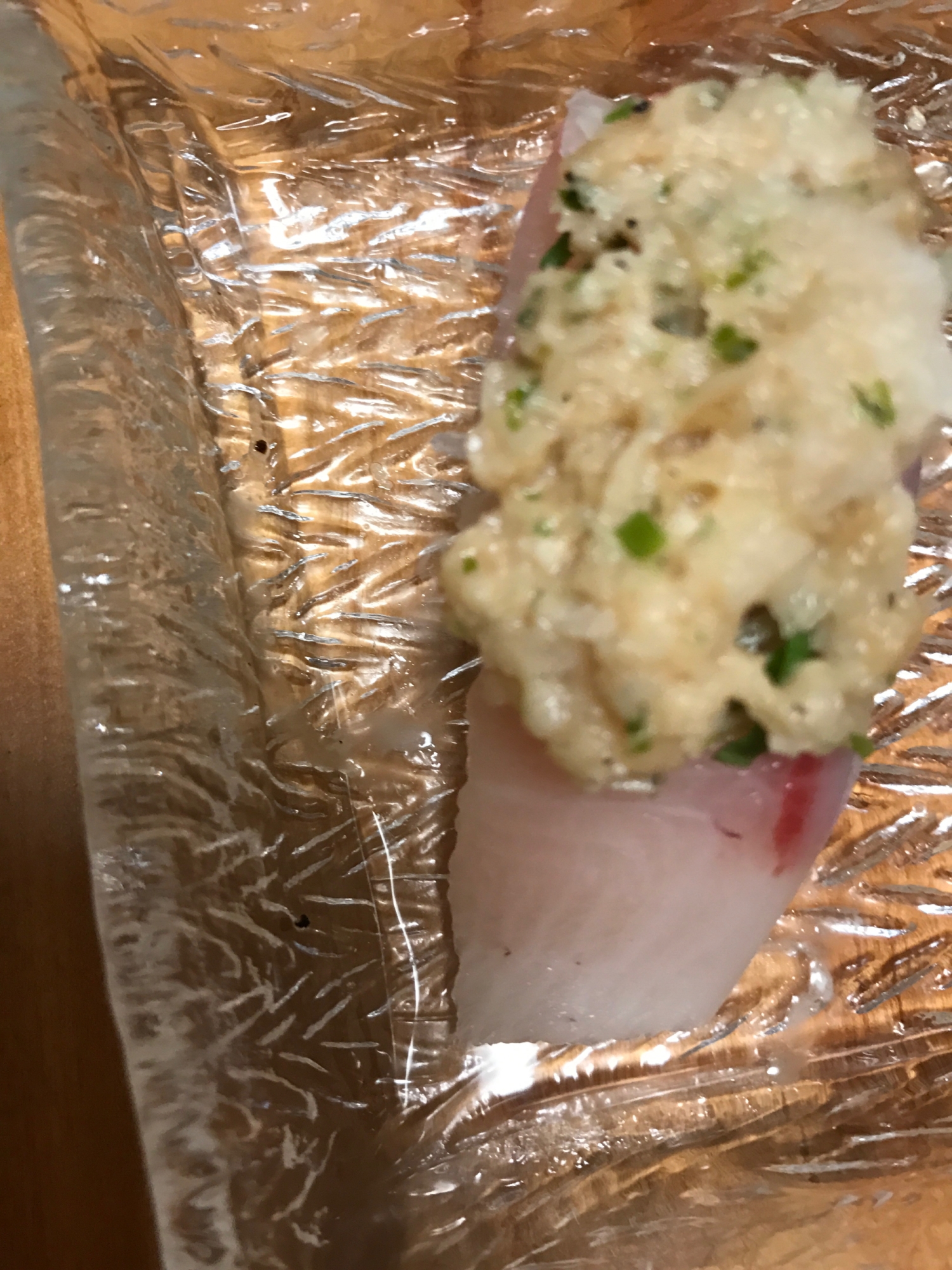 マヨおろしのせハマチ寿司