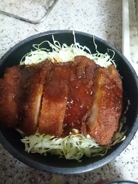 惣菜とんかつでソースカツ丼