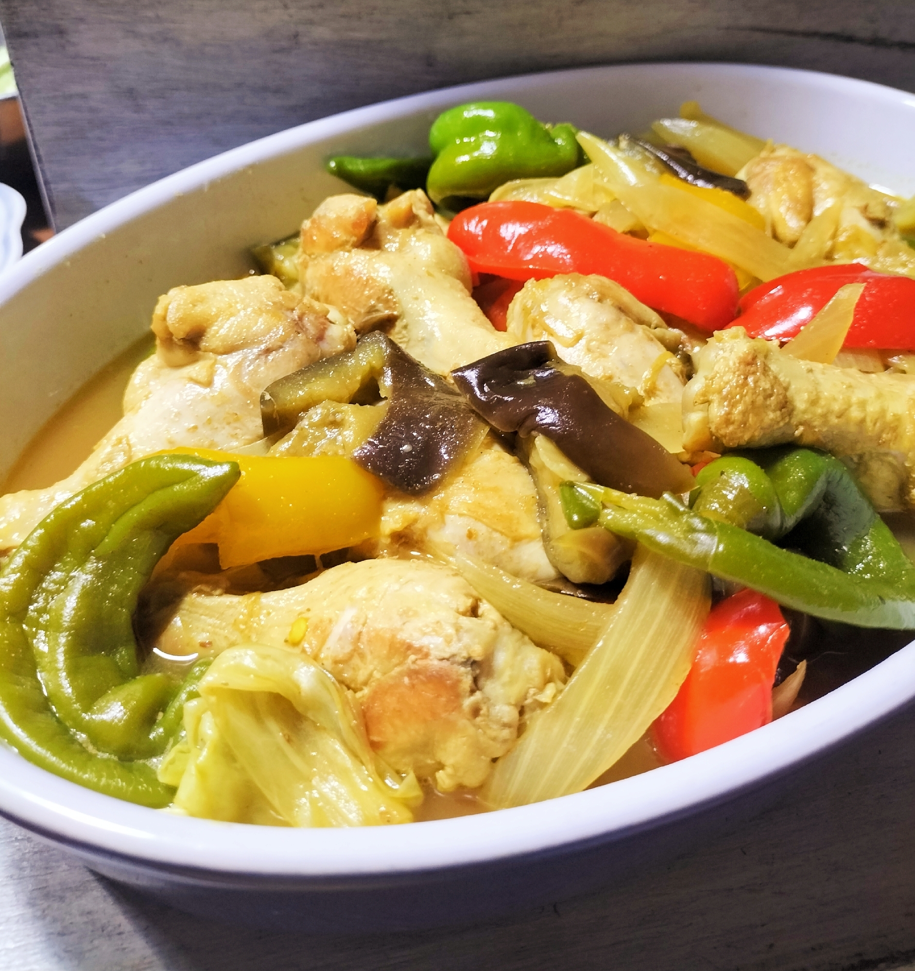 夏野菜＆手羽元のカレー煮込み