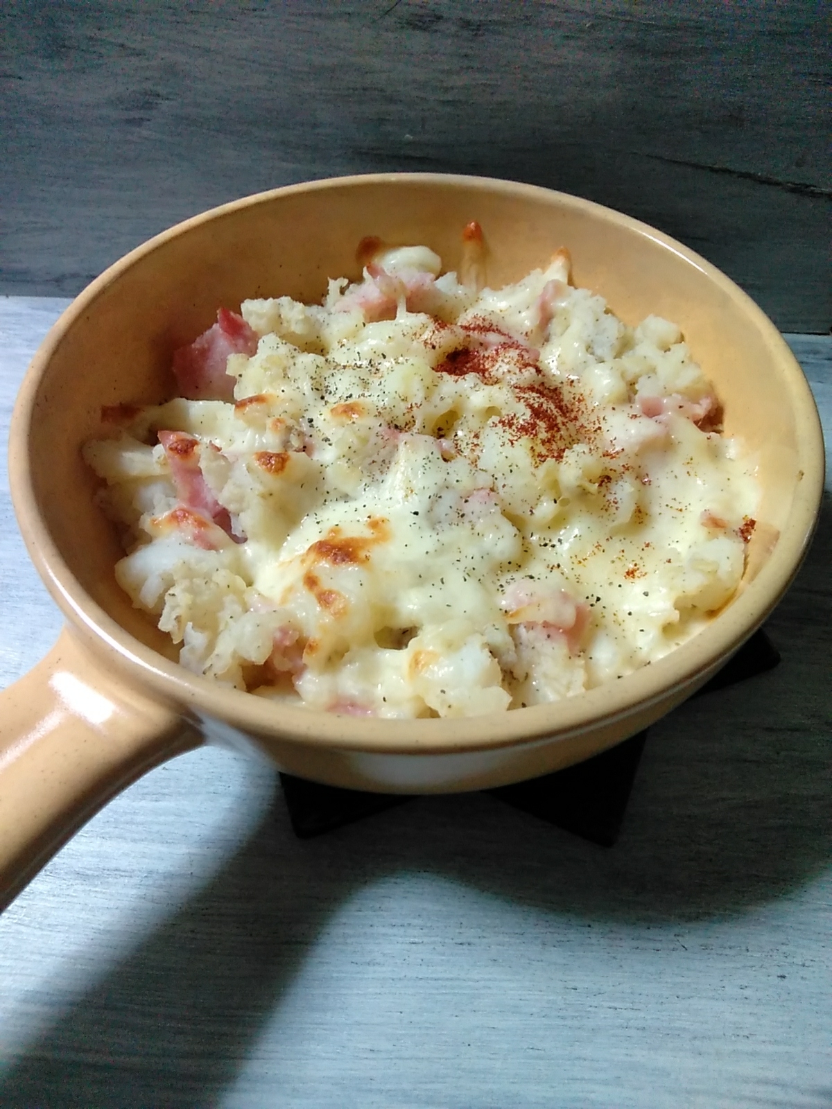 ポテトとももハムのチーズ焼き✨