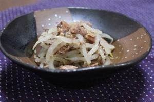 もやしとさんま蒲焼缶の和え物 レシピ 作り方 By Chako07 楽天レシピ