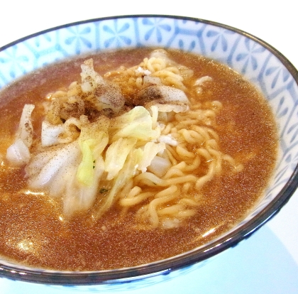 簡単＆シンプル！キャベツたっぷり味噌ラーメン♪