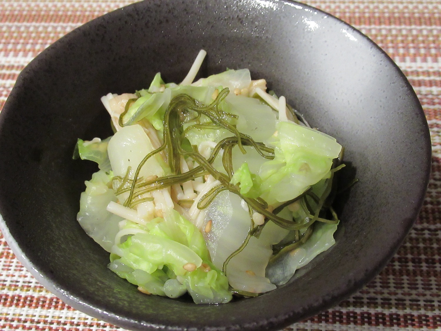 白菜とえのきの刻み昆布和え