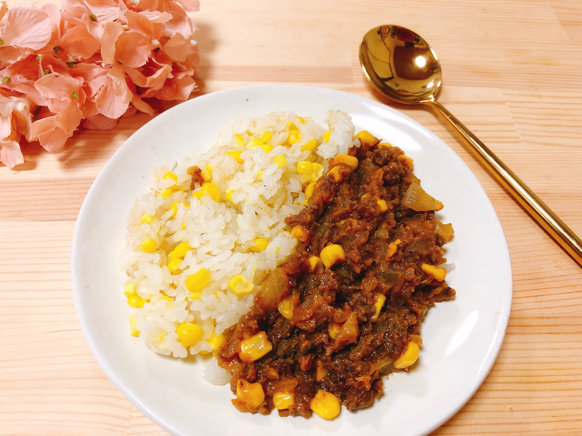 簡単コーンたっぷりキーマカレー