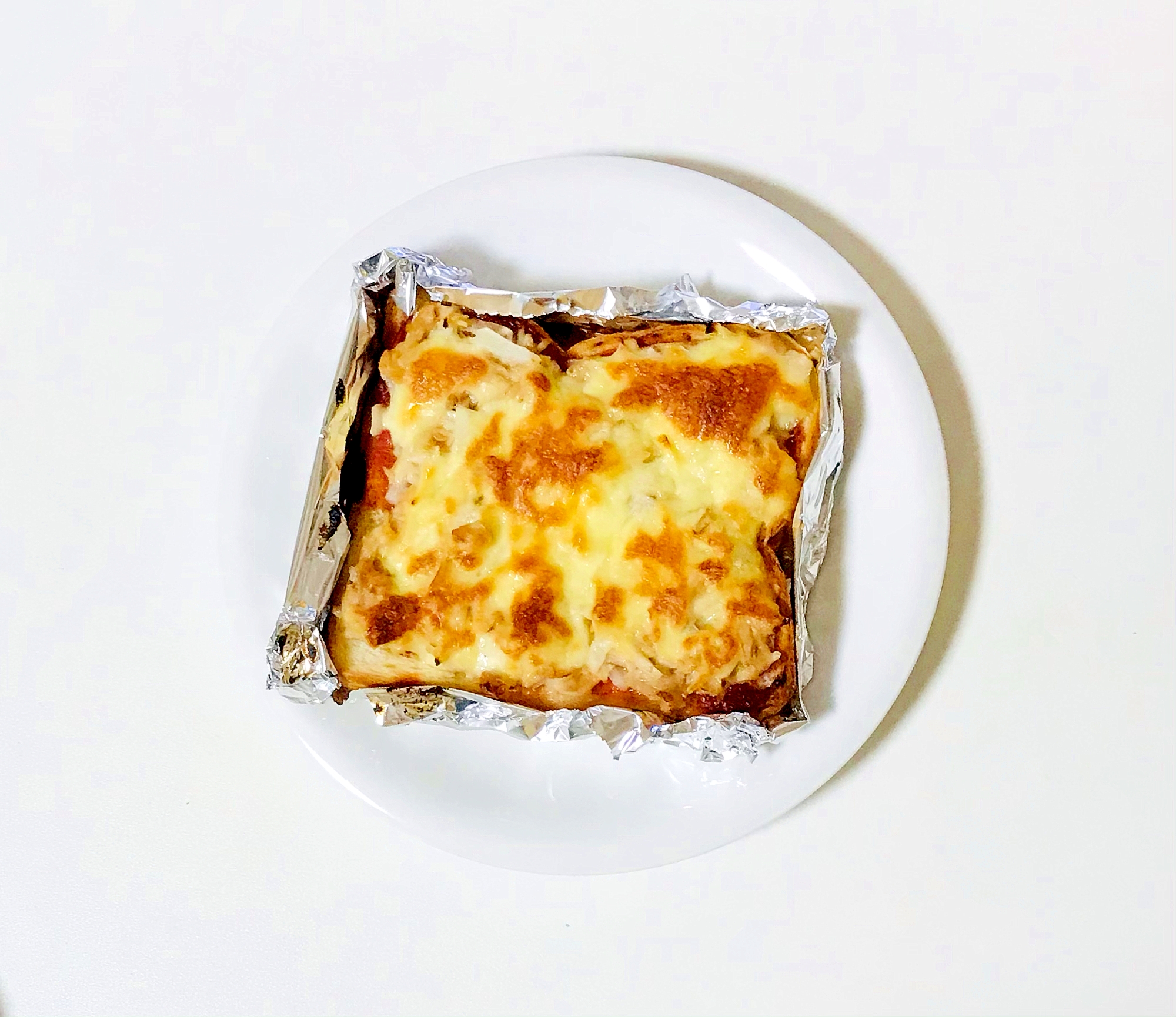 ツナマヨのチーズトースト