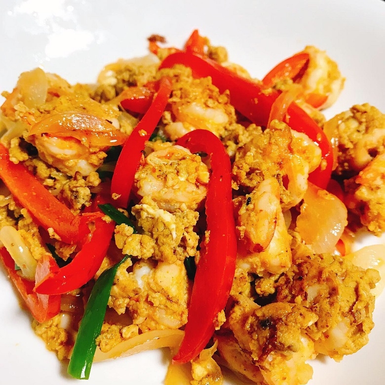 簡単！本格！タイ料理！海老のカレー炒め