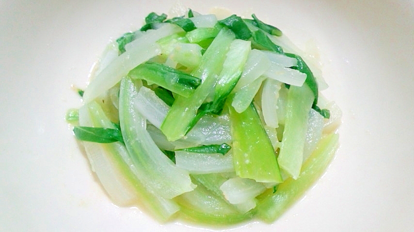青梗菜と玉葱の辛子味噌サラダ