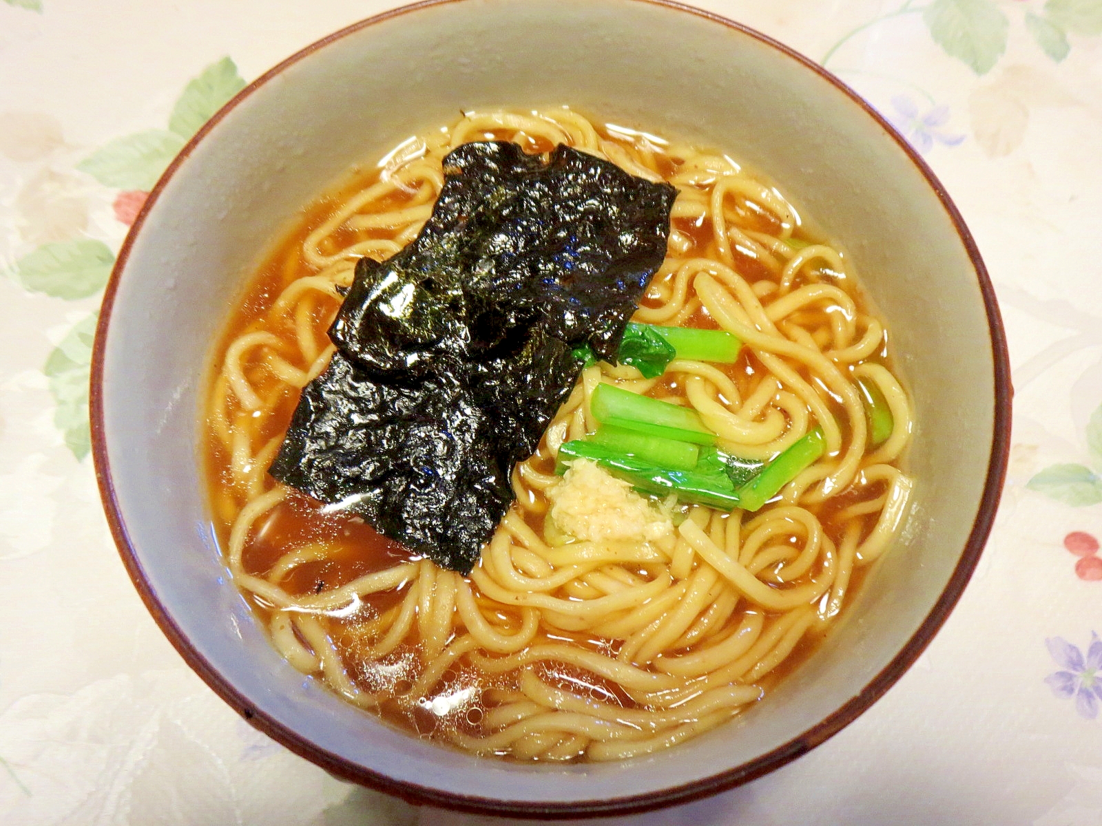 生姜風味の海苔ラーメン