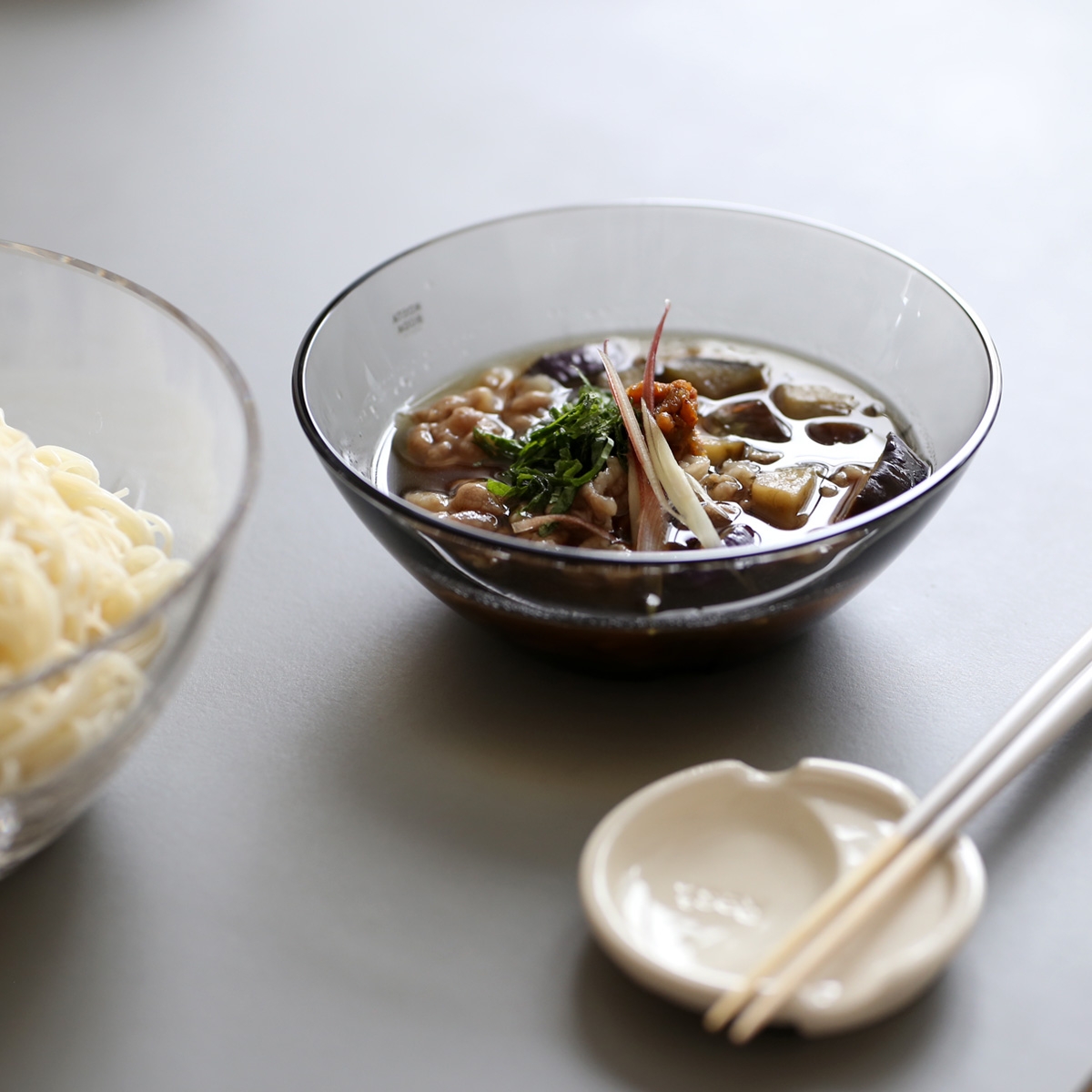 最強のつけダレ！【茄子と豚肉たっぷりそうめん】