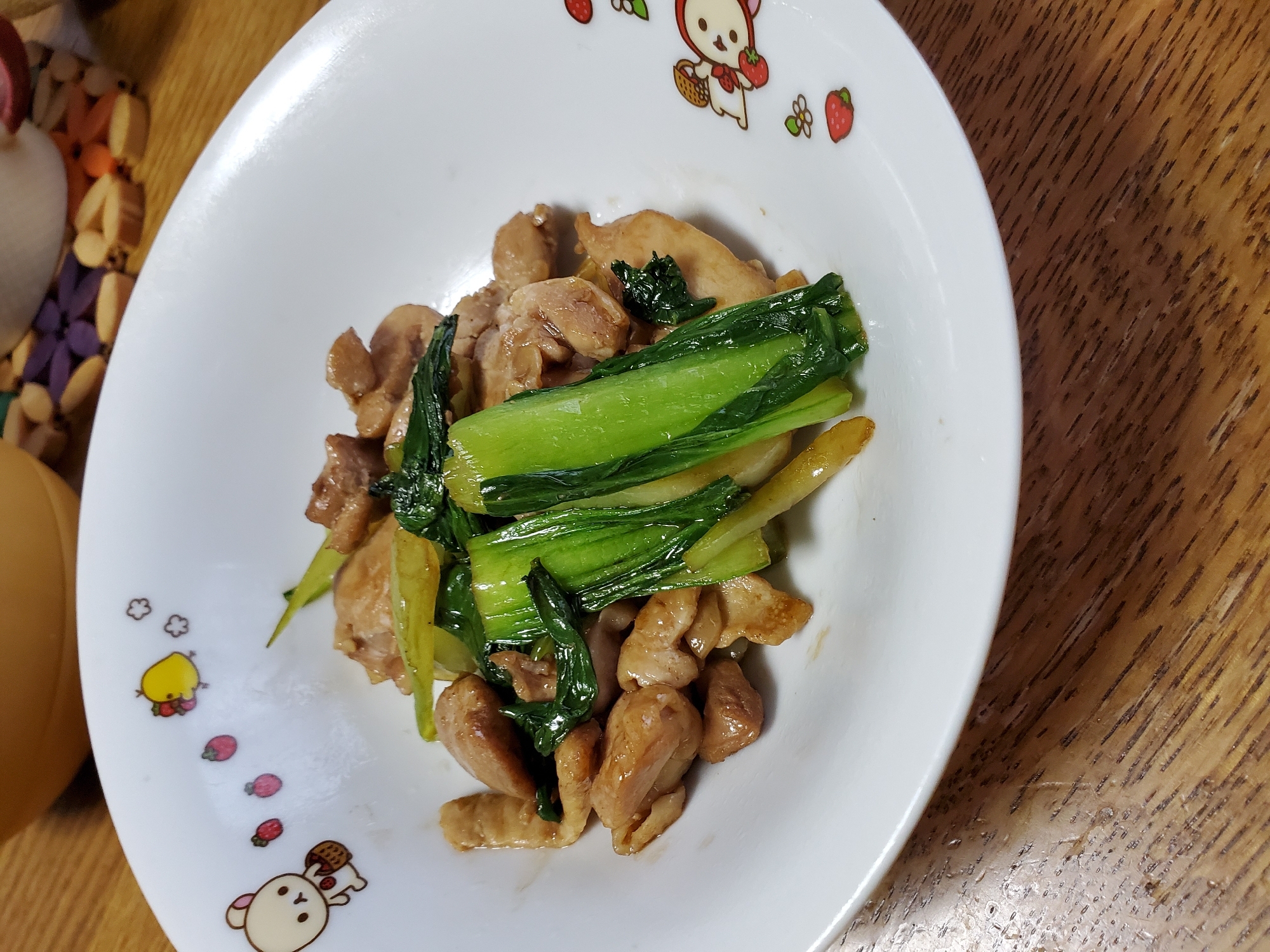 鶏もも肉とチンゲン菜の甘辛炒め