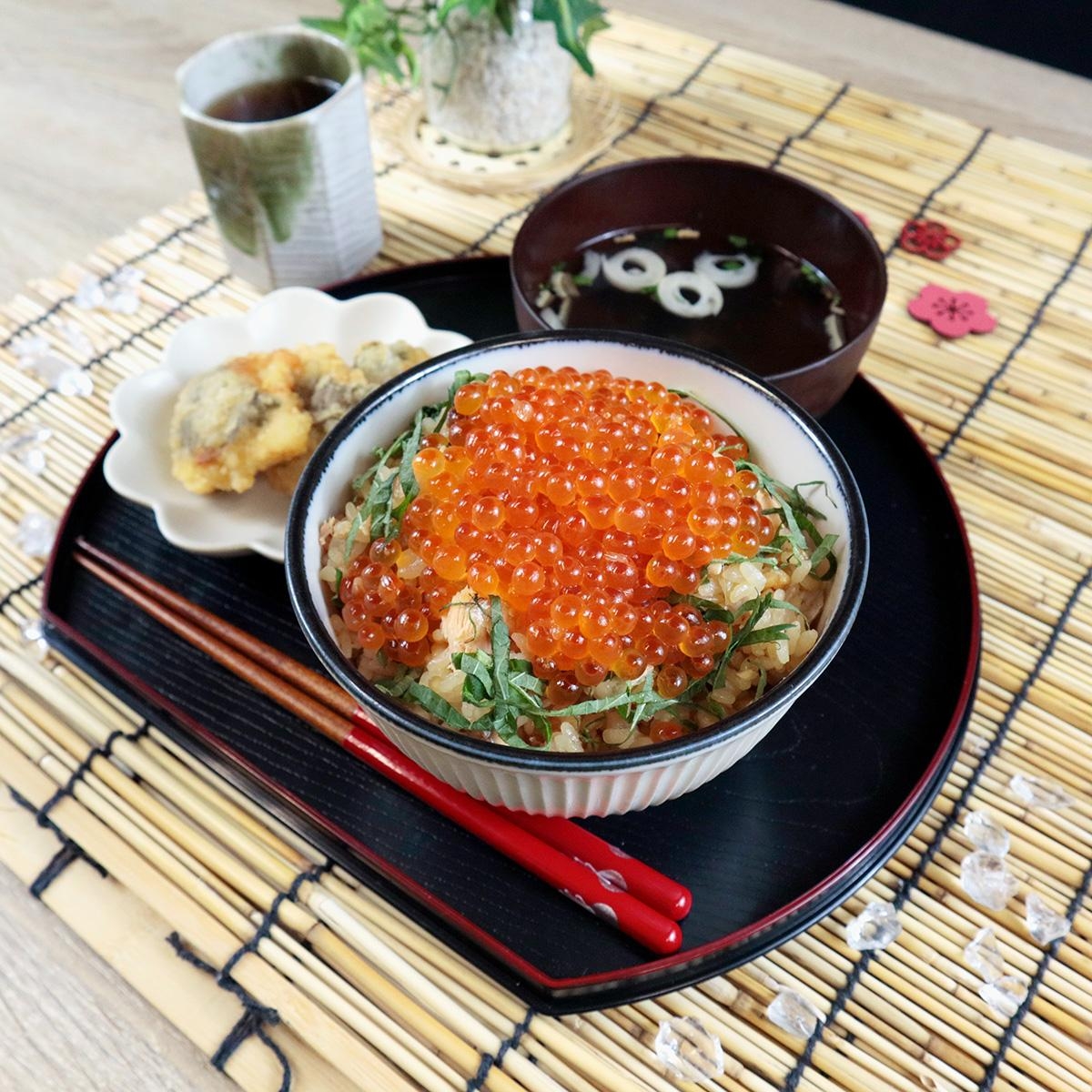 秋鮭といくらの炊き込みご飯