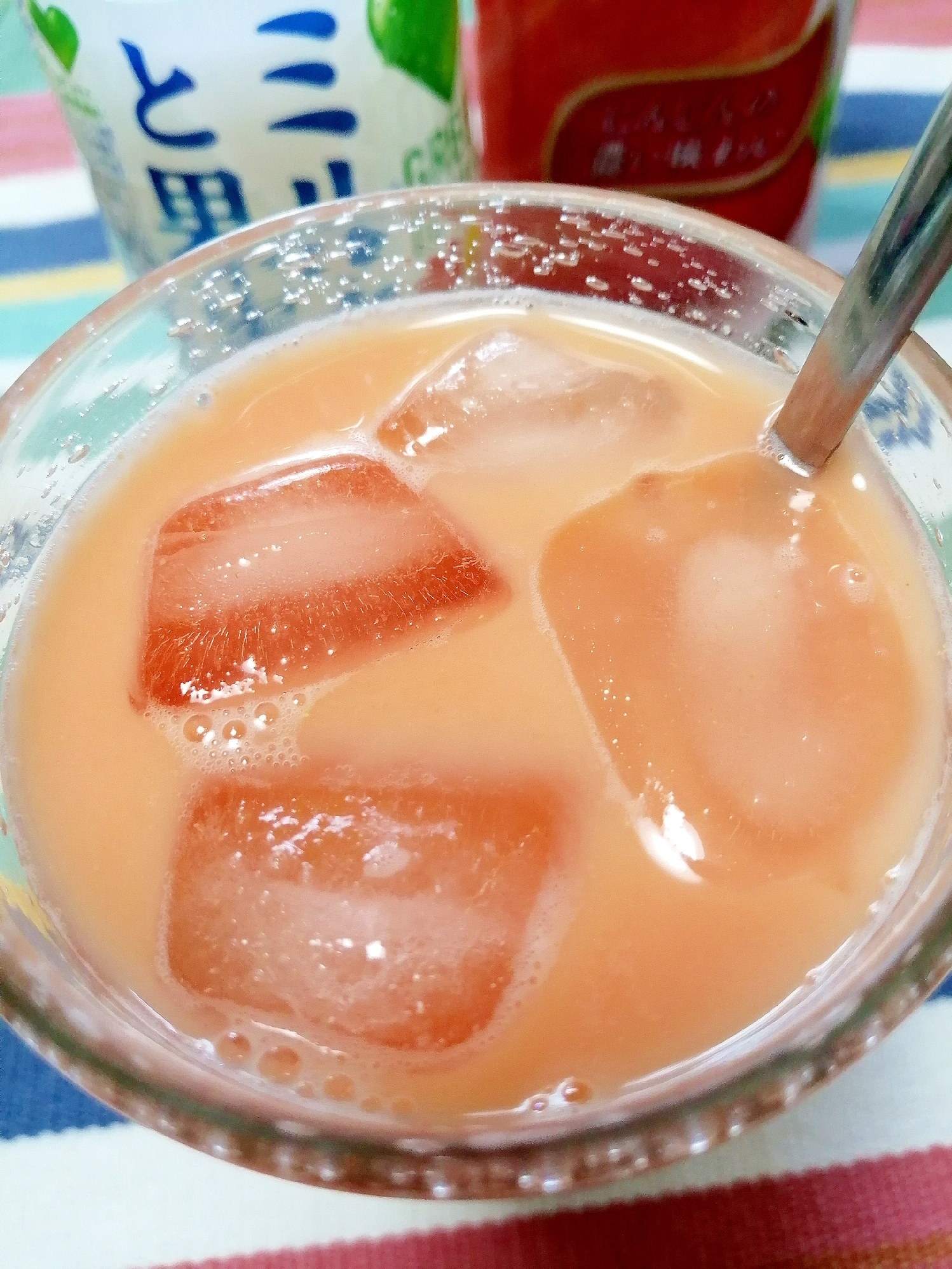 アイス☆ミルクと果実のにんじんジュース♪