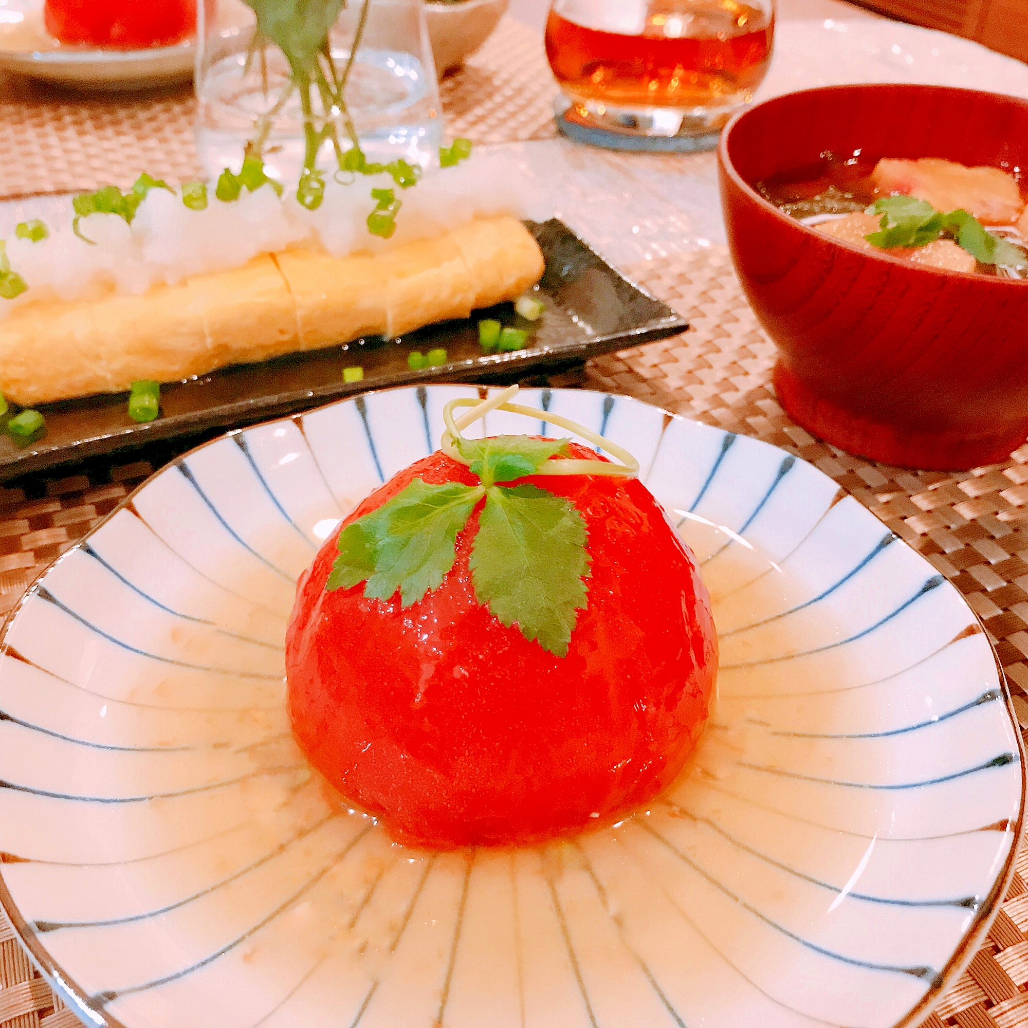 旨味たっぷり♪トマトの肉詰め♡和風餡掛け