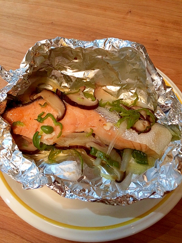 鮭と野菜のホイル焼き