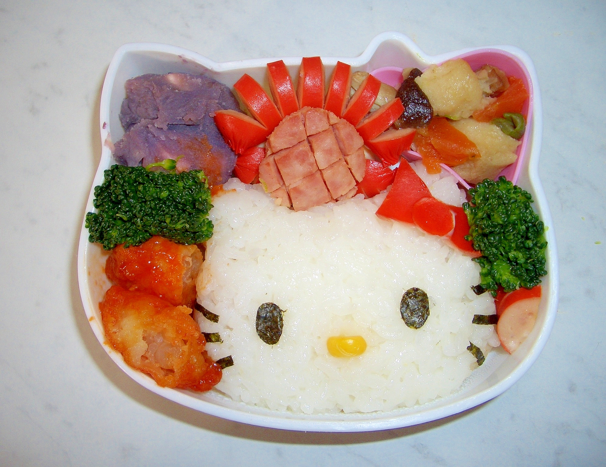 キティちゃん弁当！簡単キャラ弁