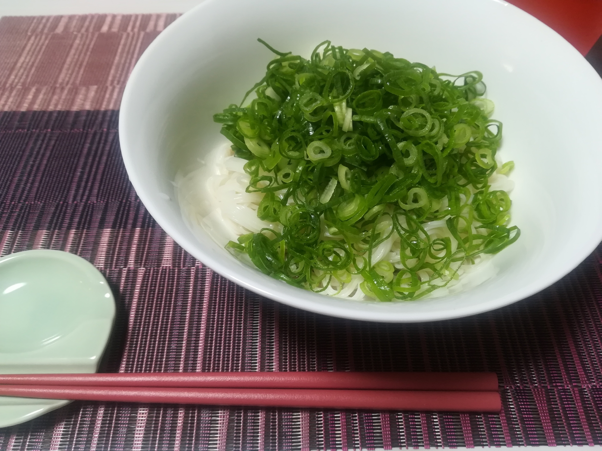 暑い日のお昼ご飯に！油そば風そうめん