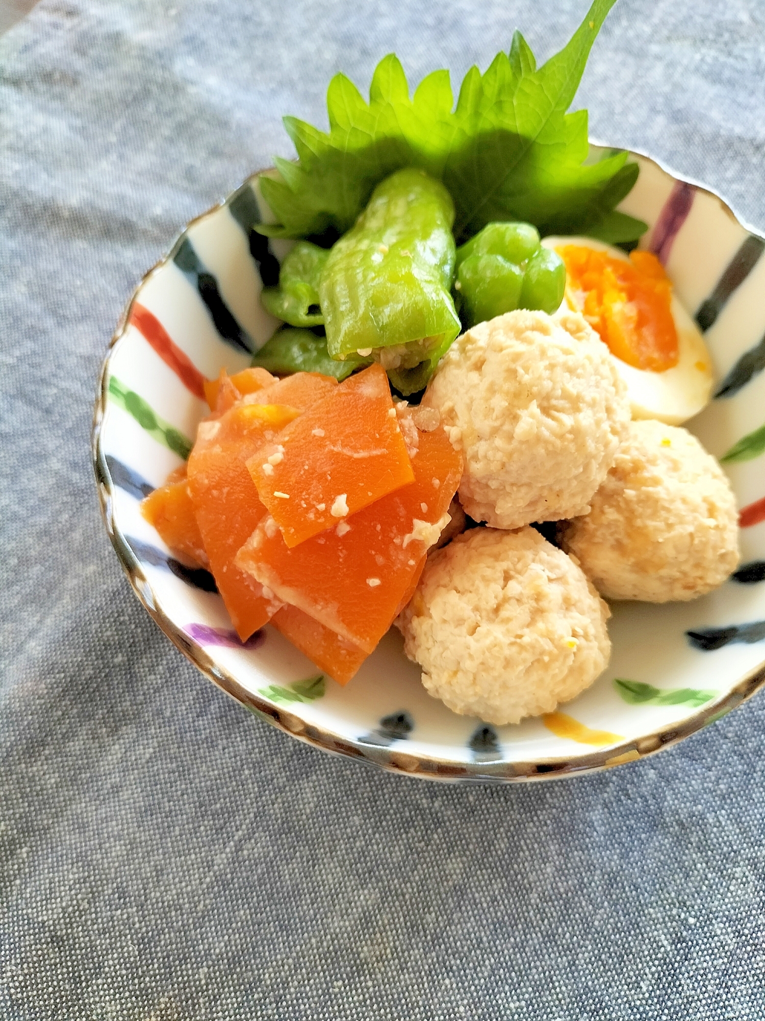 ししとうと鶏団子の味噌風味♩