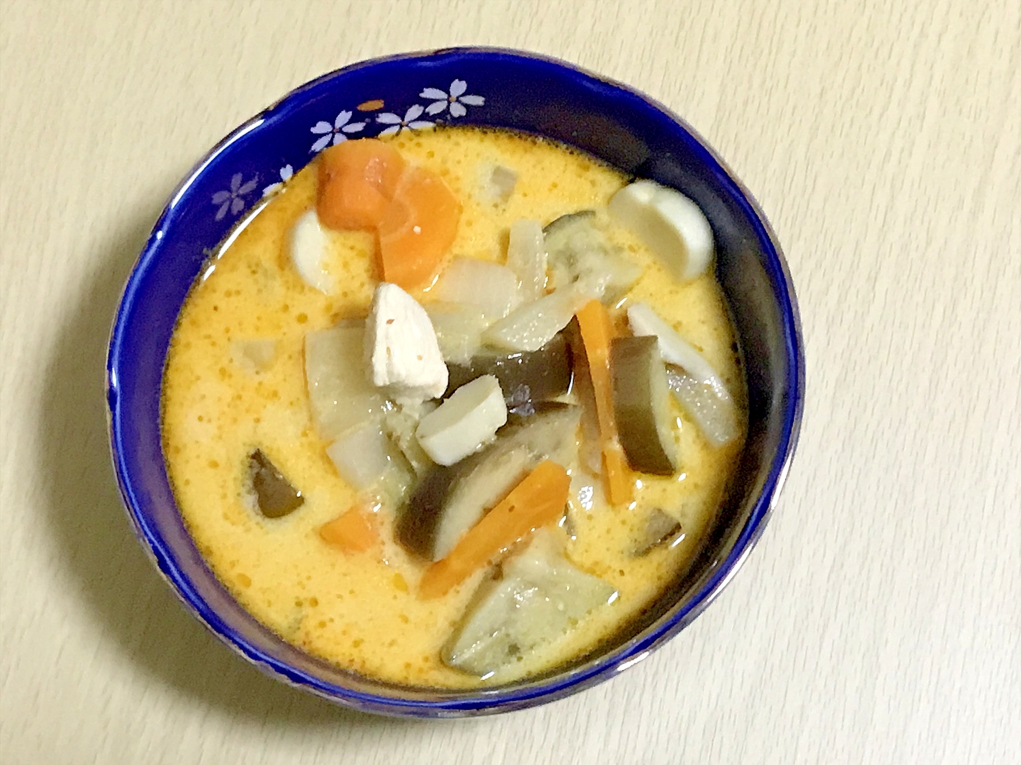 おうちで簡単！タイ風レッドカレー