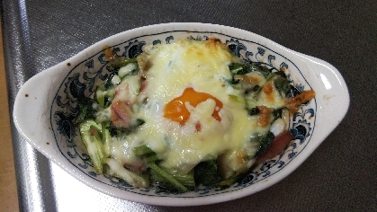 小松菜と卵のチーズココット