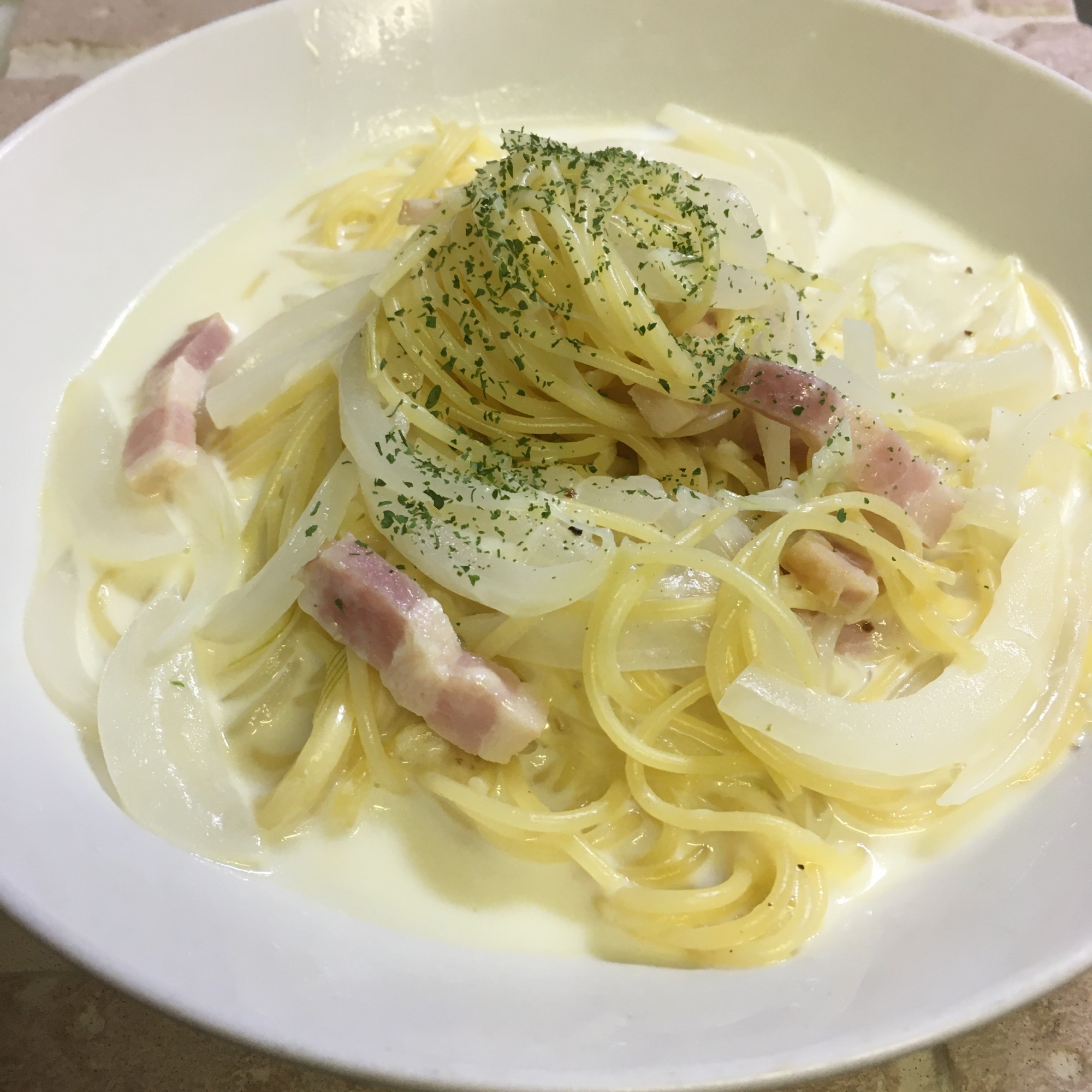 新玉ねぎ＆ベーコンのクリームパスタ♪