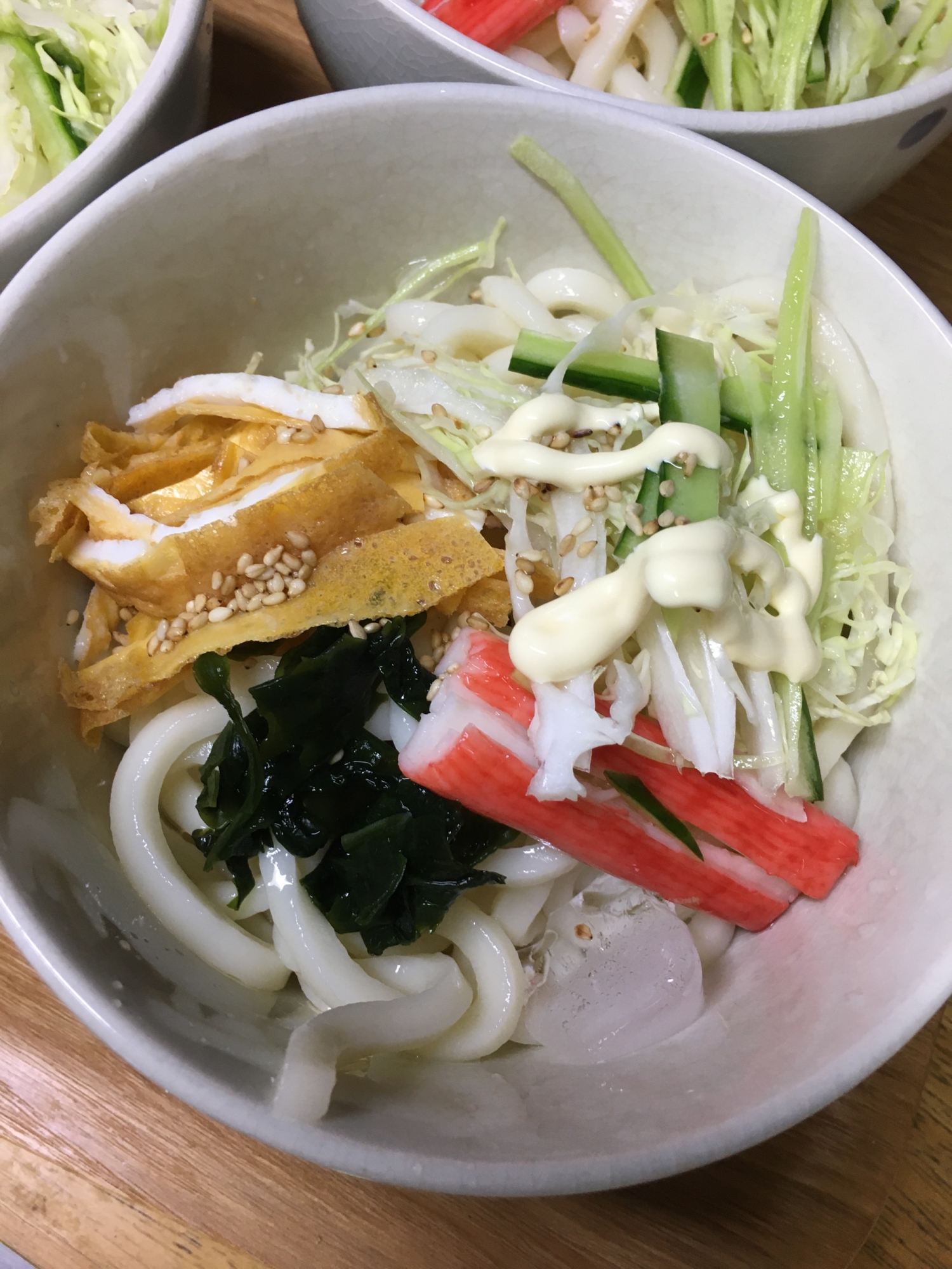 彩り鮮やか☆サラダうどん